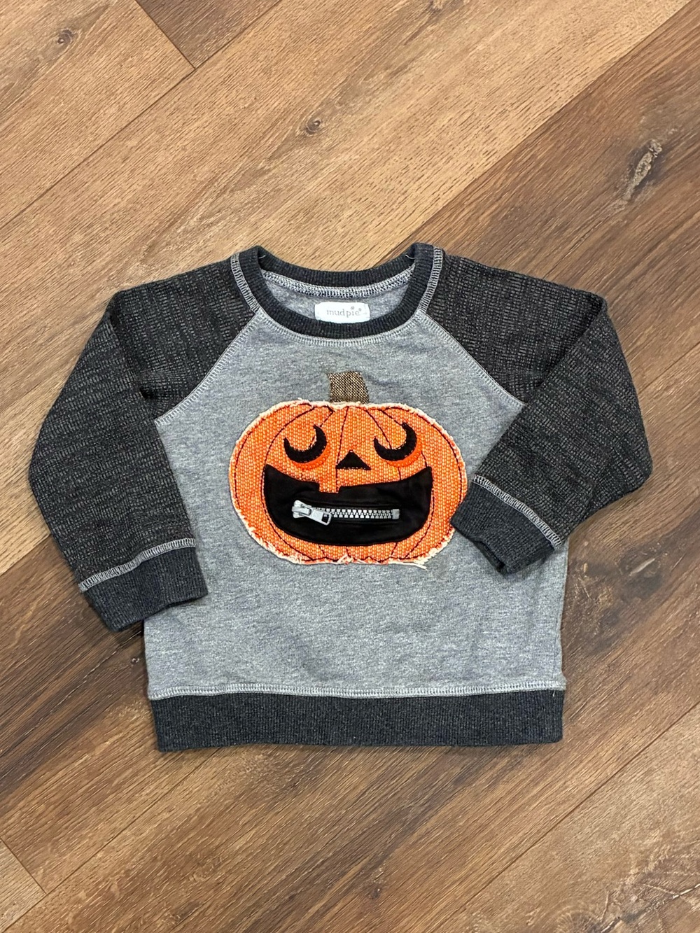 Mudpie Gray Pumpkin Sweatshirt Long Sleeves Fall Thanksgiving 12-18m